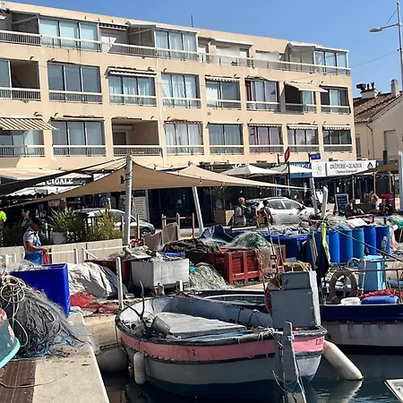 Studio Sur Le Port * Six-Fours-les-Plages